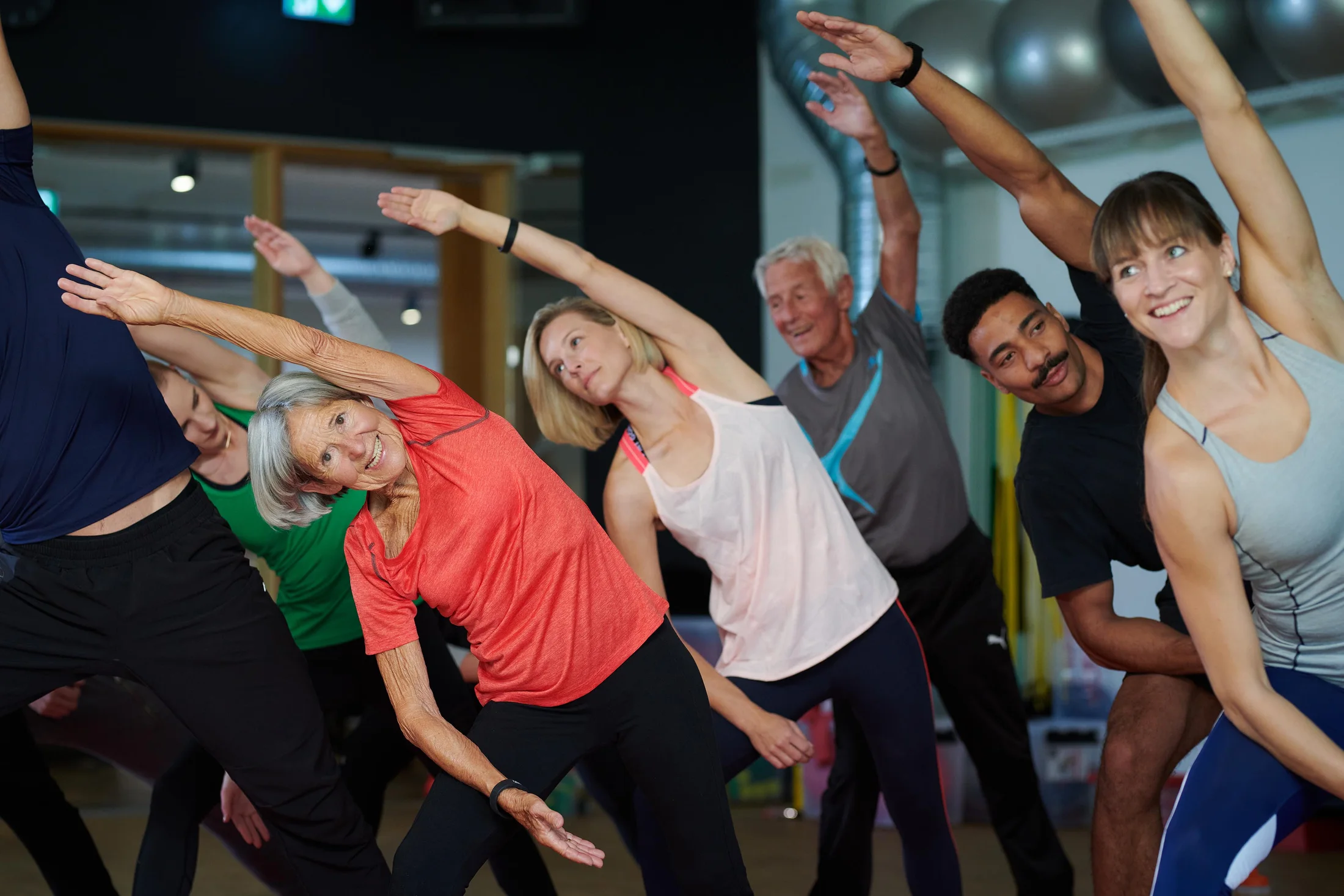 Geführtes Mobilitäts-, Pilates- oder Stretchingtraining bei INJOY
