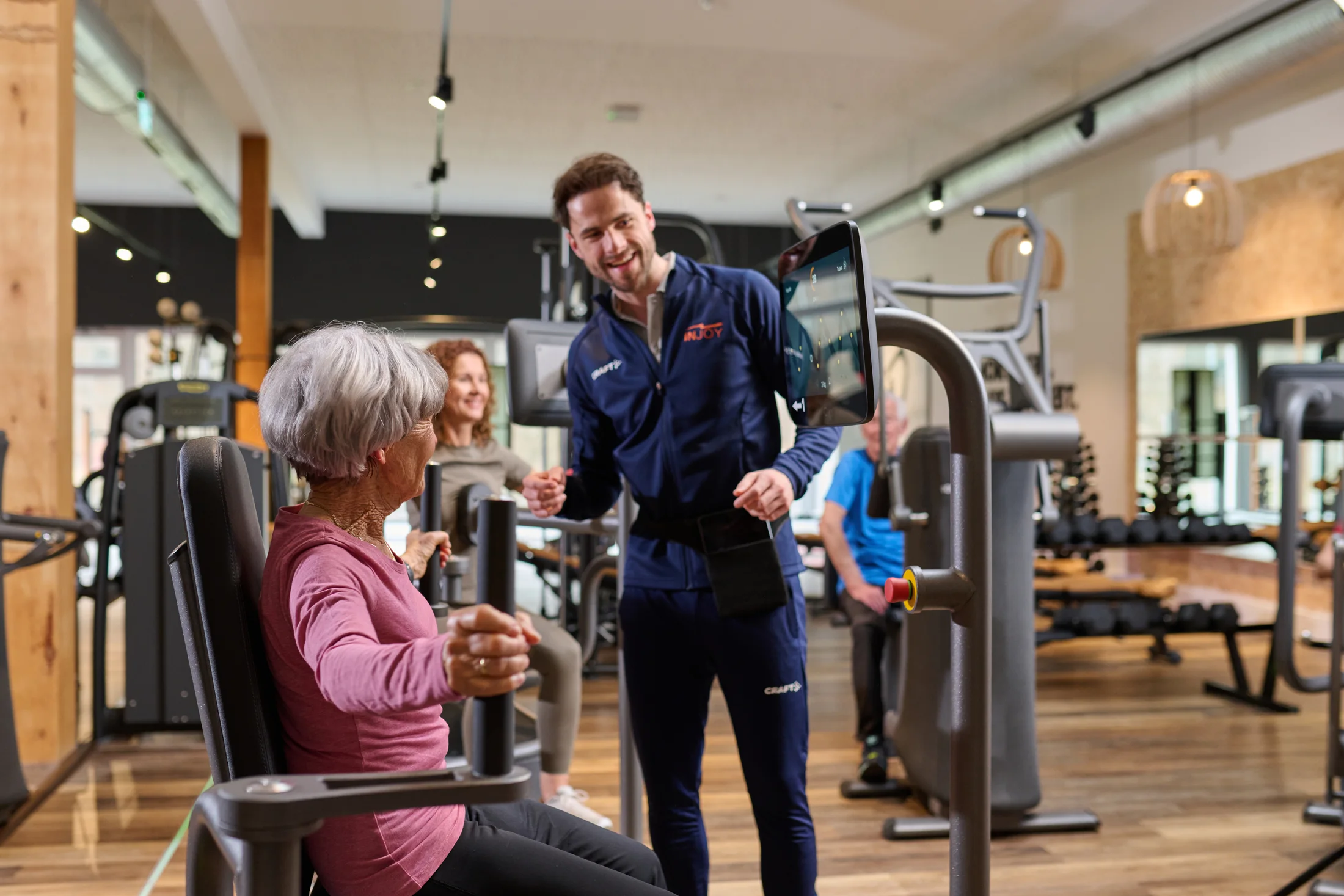 Sicher begleitetes Gesundheitstraining bei INJOY